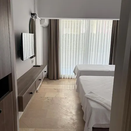 Hotel Eren Çeşme